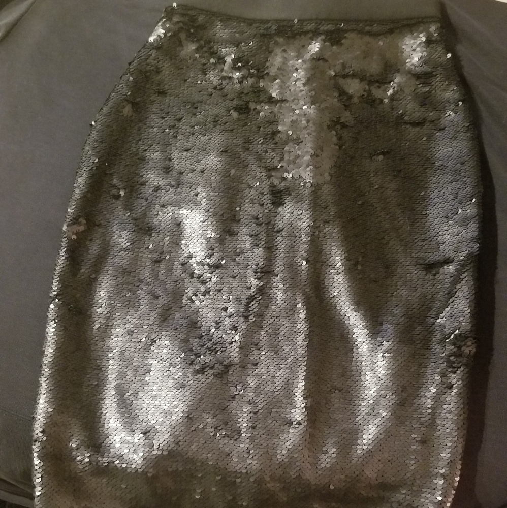 Banana Republic straight pencil skirt